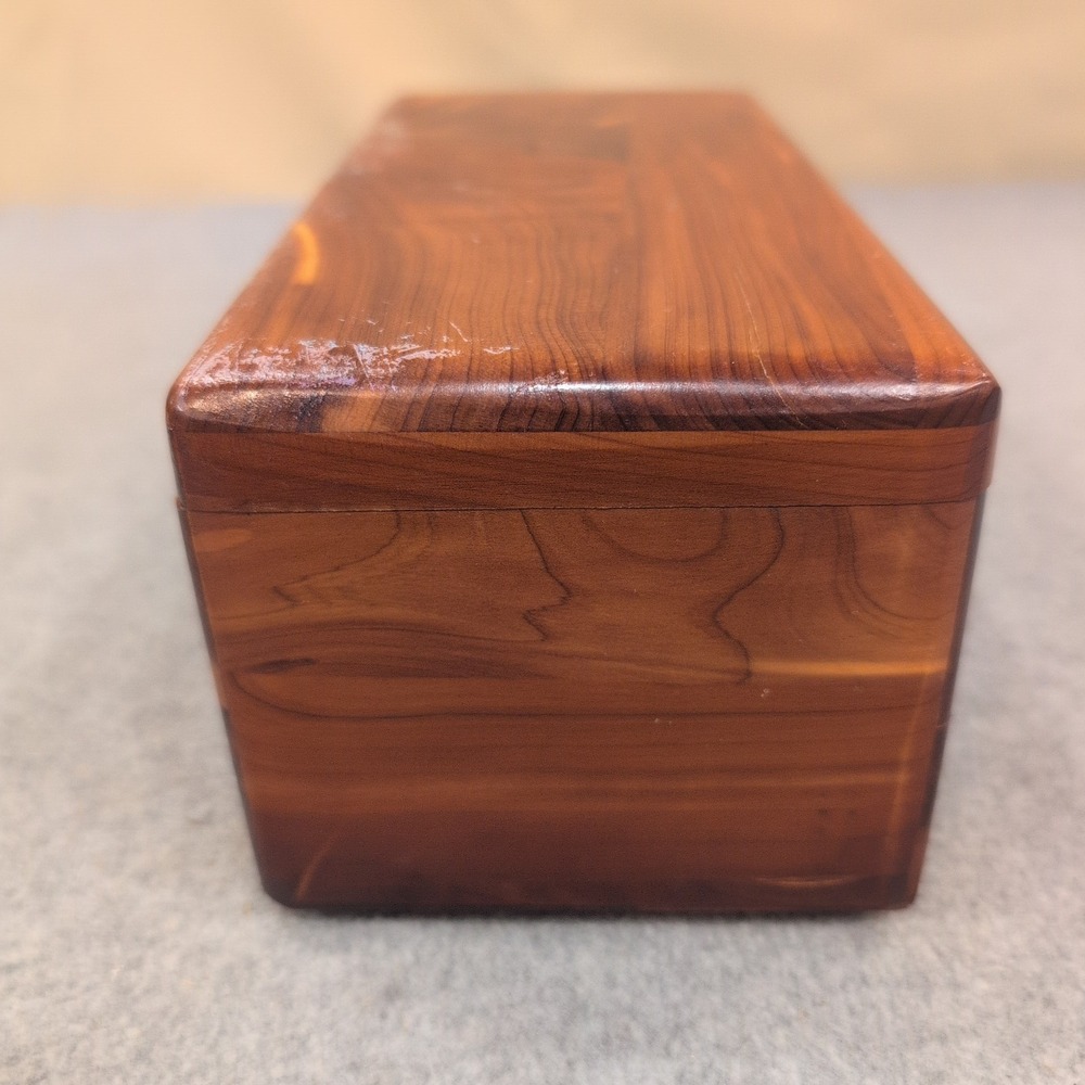 Vintage Lane Cedar Chest Miniature Salesman Sample George Cater Furniture Box - Picture 10 of 12
